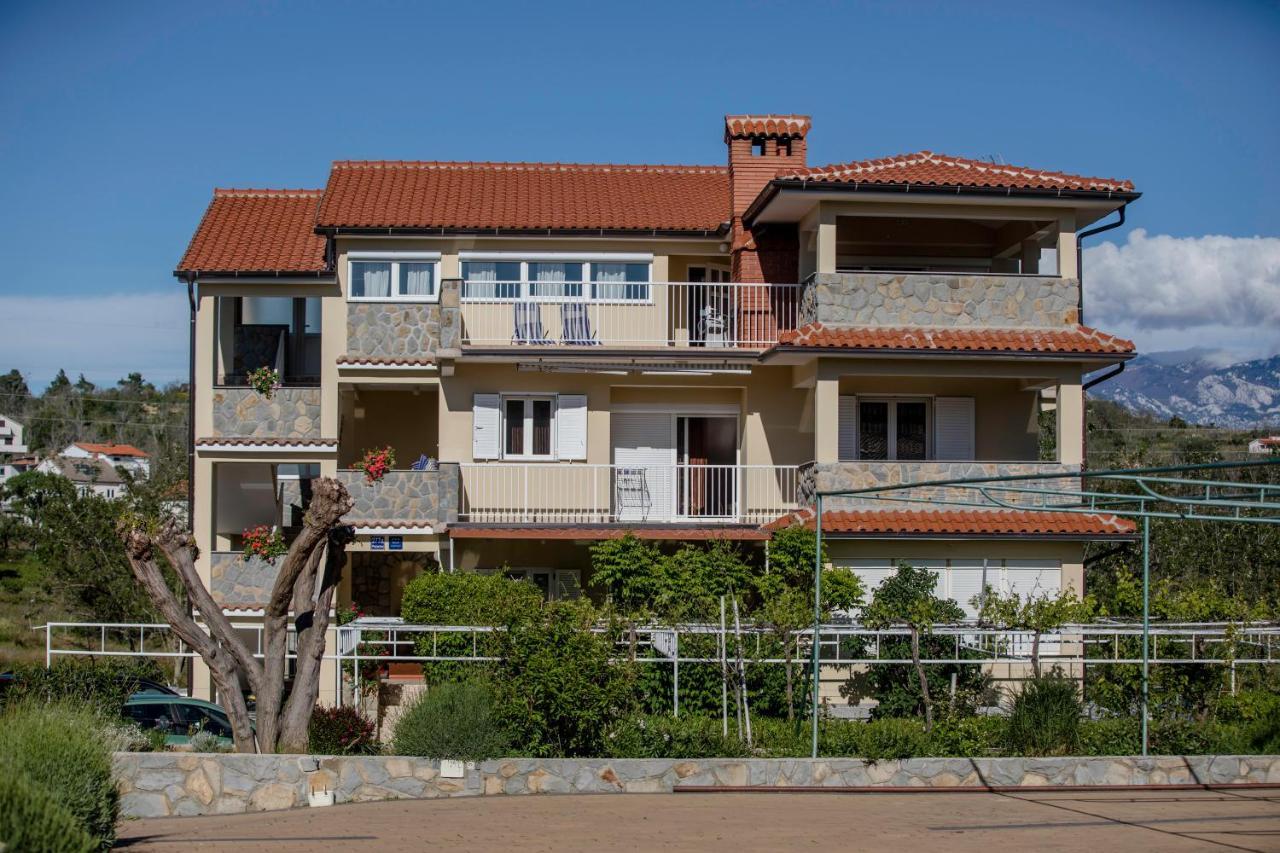 Apartmani Ana & Milo Lopar Exterior photo